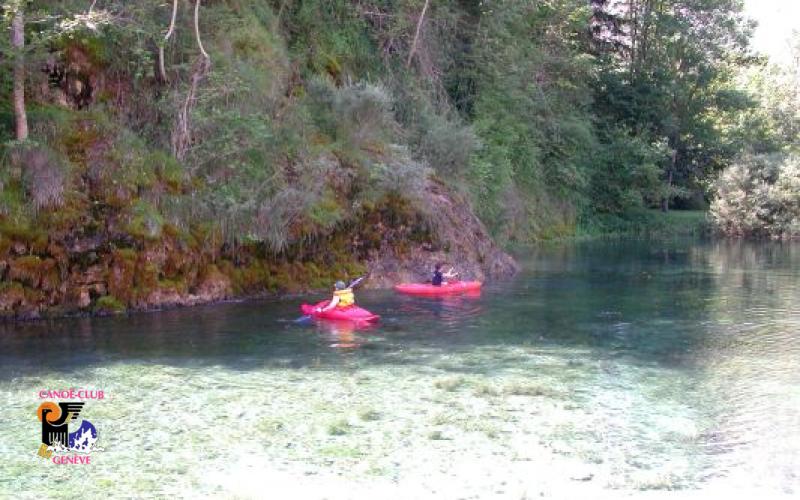 Canoë Club de Genève : kayak et eaux-vives sont notre plaisir ! Ardèche & Sault-Brénaz 2002 custom text