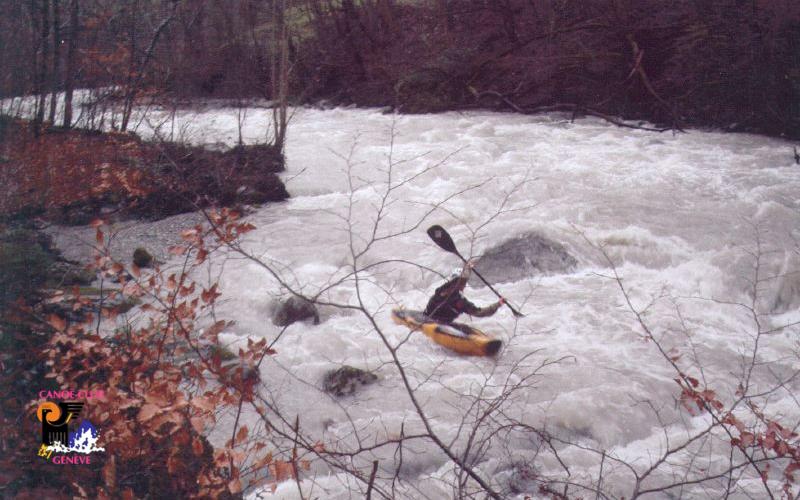 Canoë Club de Genève : kayak et eaux-vives sont notre plaisir ! Aubonne 2004 custom text