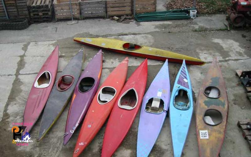 Canoë Club de Genève : kayak et eaux-vives sont notre plaisir ! Bateaux 12.2004 custom text