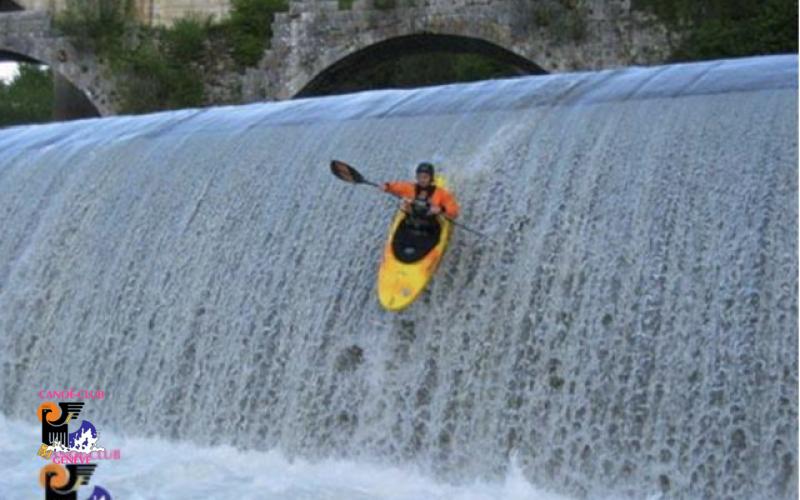 Canoë Club de Genève : kayak et eaux-vives sont notre plaisir ! Eaux-Vives: Films custom text
